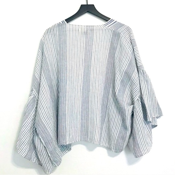 Universal Thread Oversized Stripes Ruffle Sleeves Kimono Duster Top - Picture 5 of 10